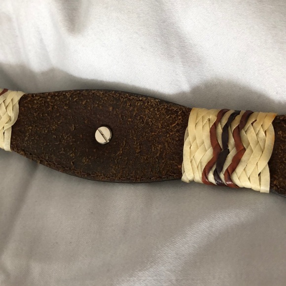 Genuine Tony Lama belt sz32 main image 4